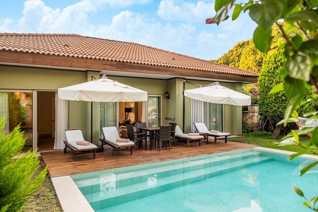 Bali Deluxe Villa photo